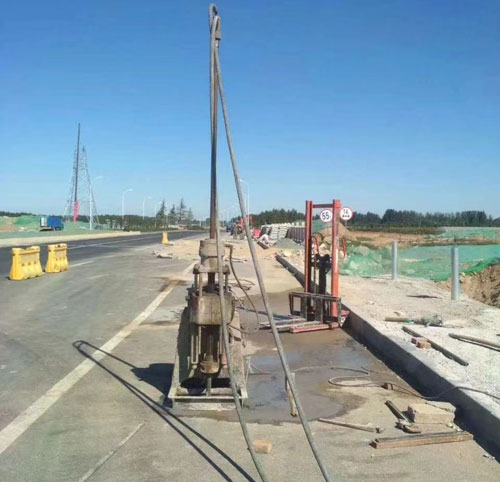 长清公路高聚物注浆加固
